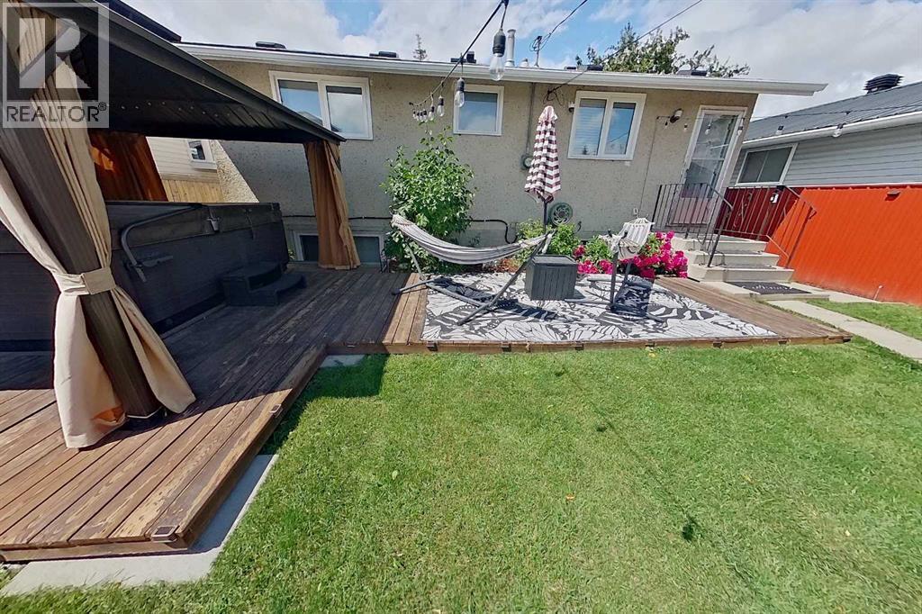 3232 Doverville Crescent SE, Calgary, Alberta  T2B 1T9 - Photo 4 - A2318164