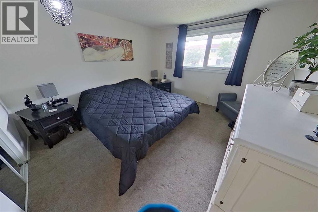 3232 Doverville Crescent SE, Calgary, Alberta  T2B 1T9 - Photo 14 - A2318164