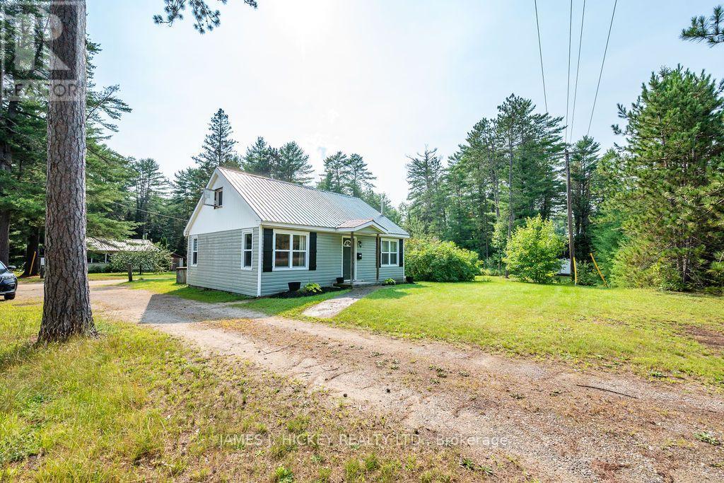 35723 Highway 17 Highway, Laurentian Hills, Ontario