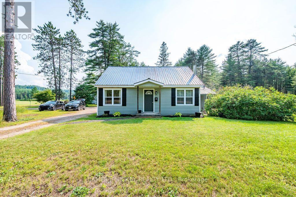 35723 Highway 17 Highway, Laurentian Hills, Ontario K0J 1P0 - Photo 2 - X13662586