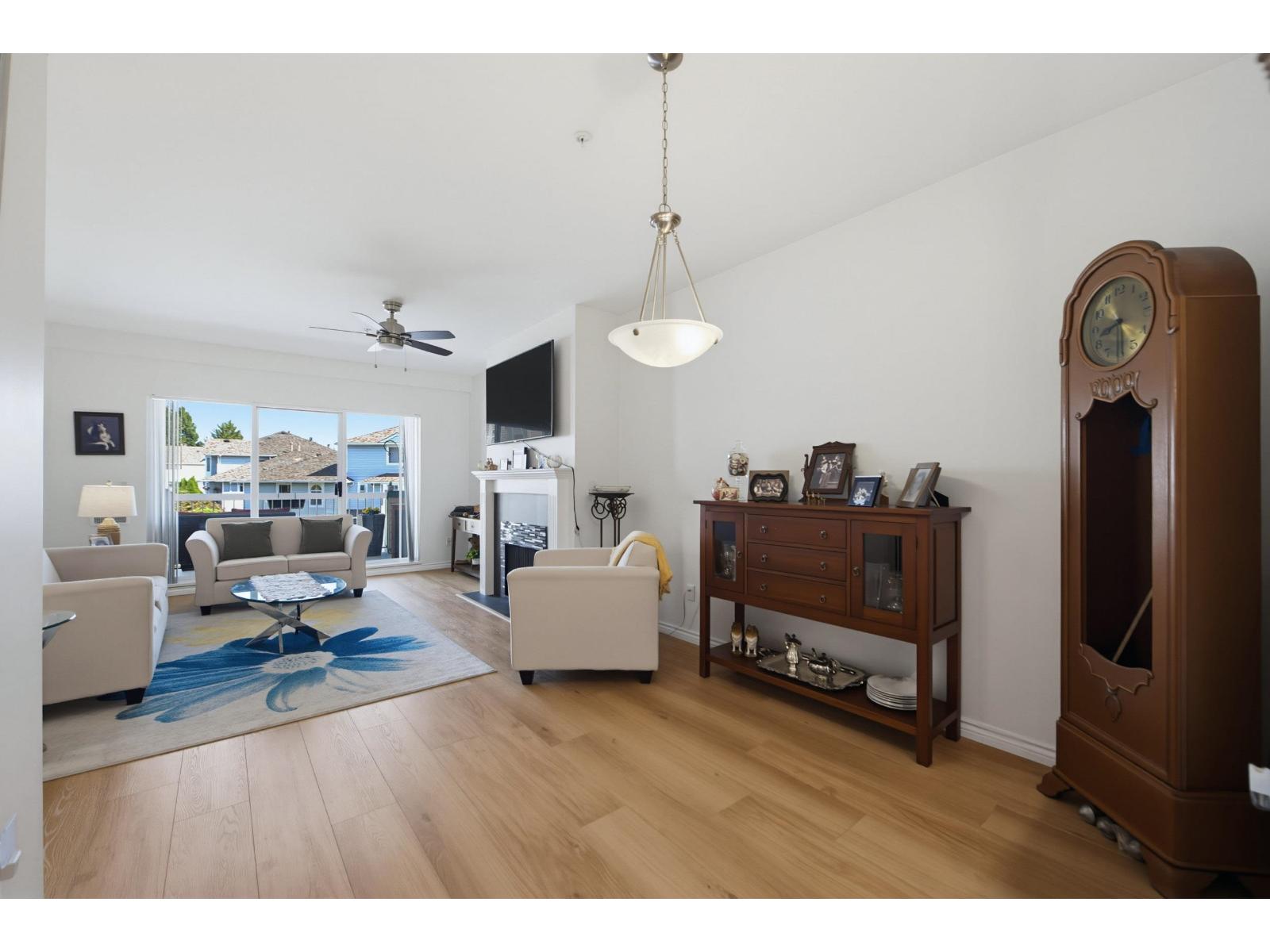 219 13911 70 Avenue, Surrey, British Columbia  V3W 6B4 - Photo 13 - R3154268
