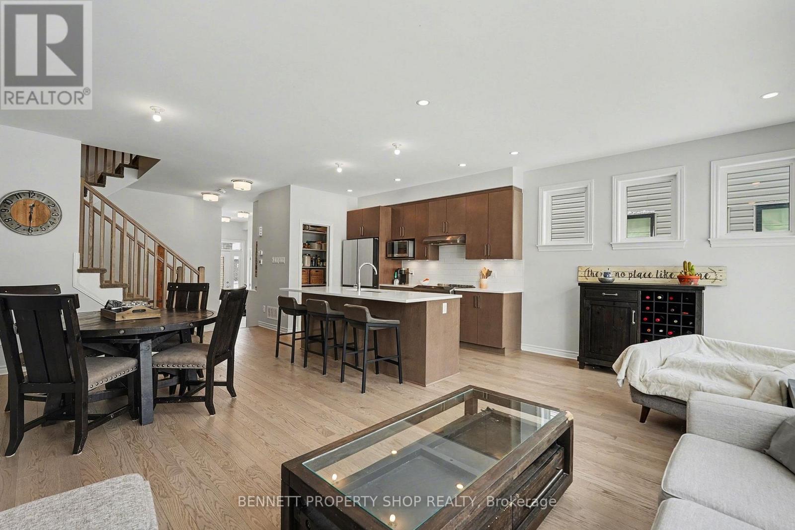 551 Cardamom Terrace, Ottawa, Ontario  K2S 2X7 - Photo 3 - X13662470