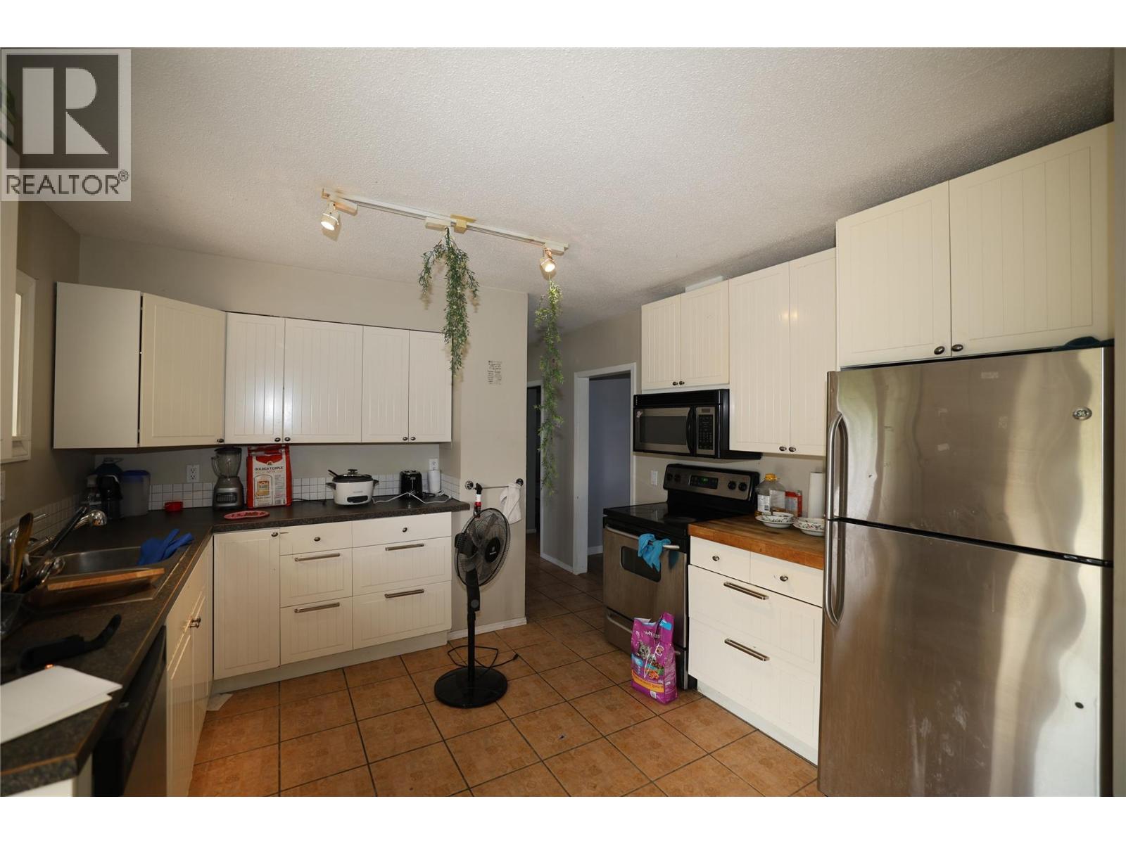 309 Highway 3, Erickson, British Columbia  V0B 1G1 - Photo 8 - 10396868