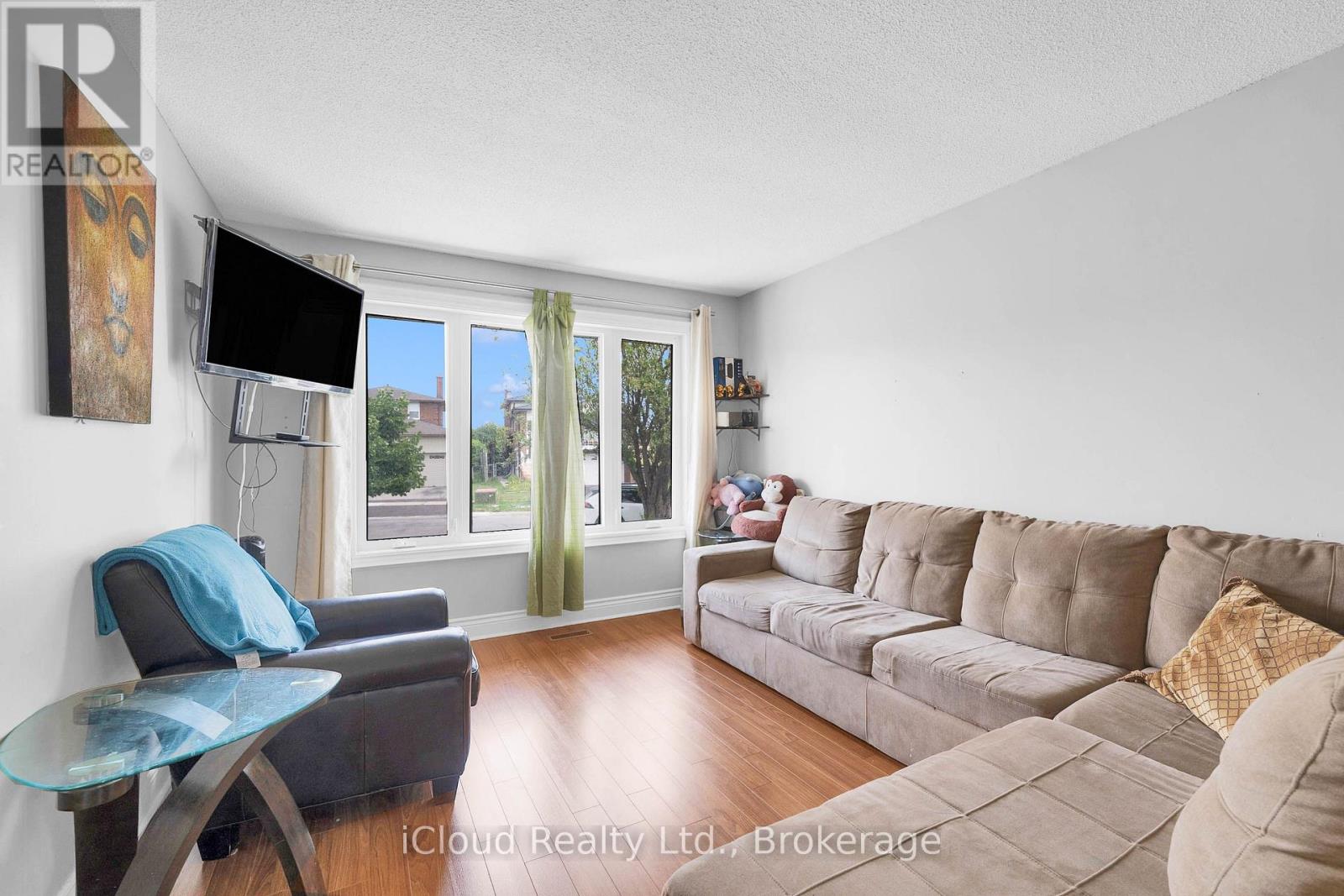 83 Fairglen Avenue, Brampton, Ontario  L6X 1K7 - Photo 5 - W13659962