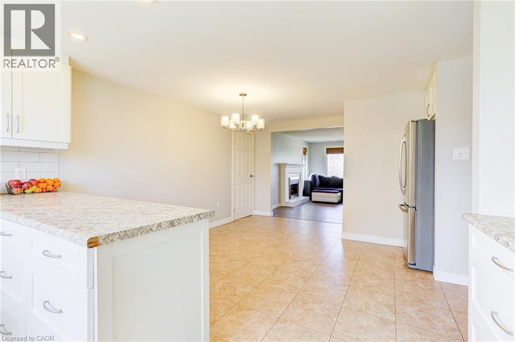 22 Blackhorne Crescent, Kitchener, Ontario  N2E 1T1 - Photo 8 - 40854259