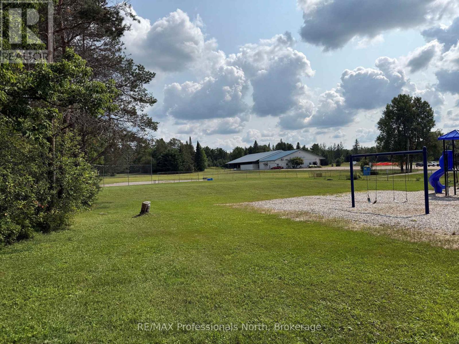 2517 Hwy 518 Highway W, Mcmurrich/monteith (Sprucedale), Ontario  P0A 1Y0 - Photo 17 - X13662566