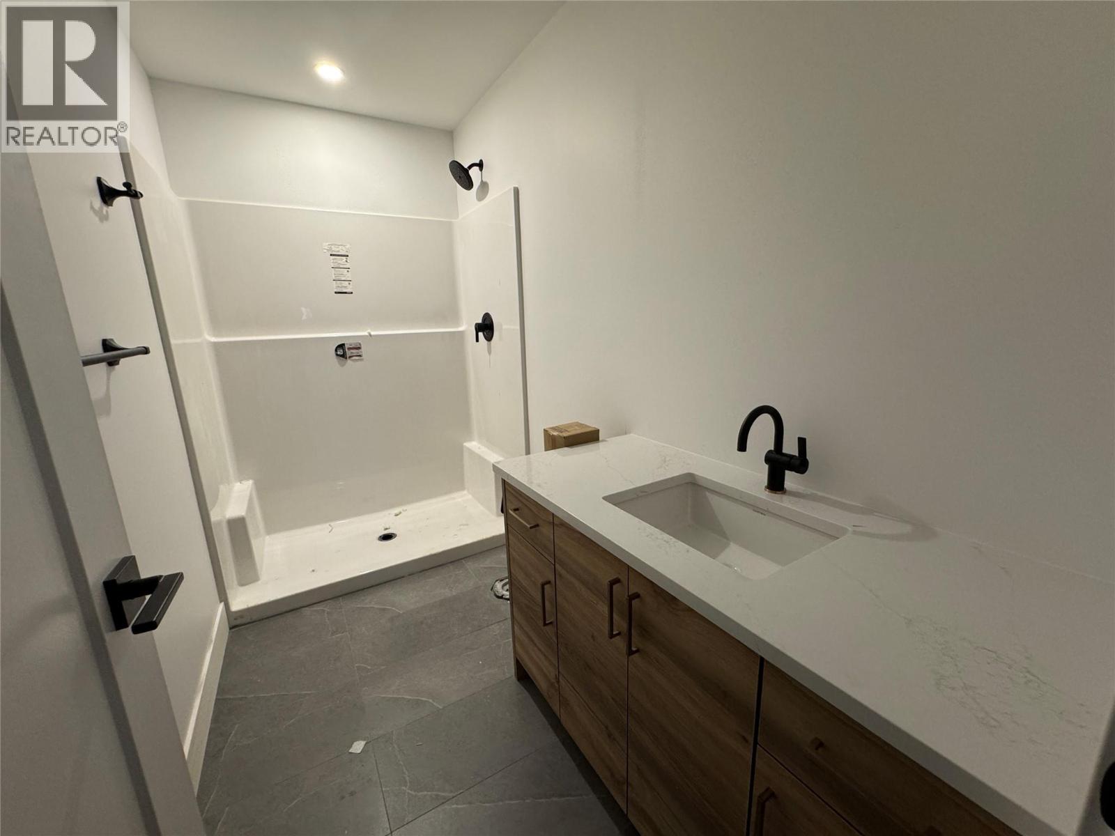 2170 Galore Crescent, Kamloops, British Columbia  V2E 0E4 - Photo 33 - 10376814