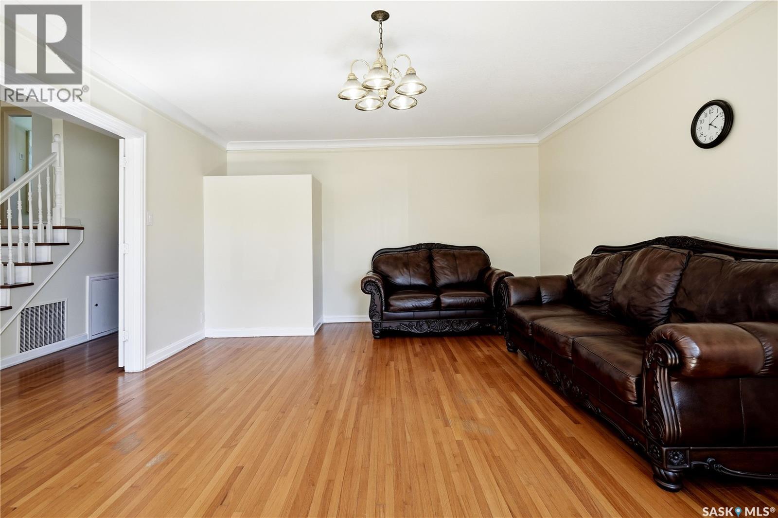 49 Scott Street, Regina, Saskatchewan  S4S 4A1 - Photo 10 - SK038939