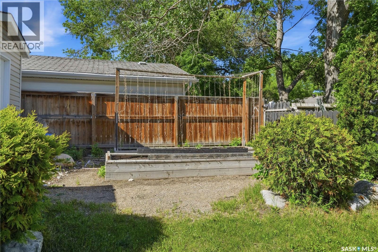49 Scott Street, Regina, Saskatchewan  S4S 4A1 - Photo 52 - SK038939