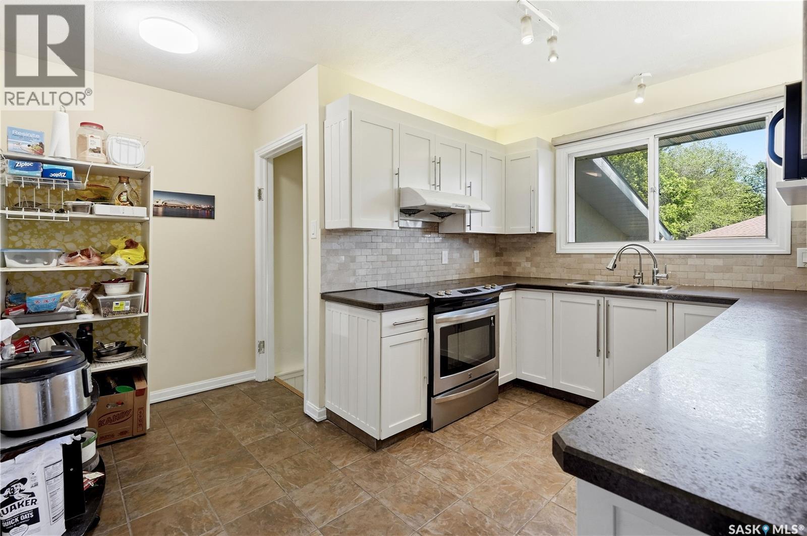 49 Scott Street, Regina, Saskatchewan  S4S 4A1 - Photo 16 - SK038939