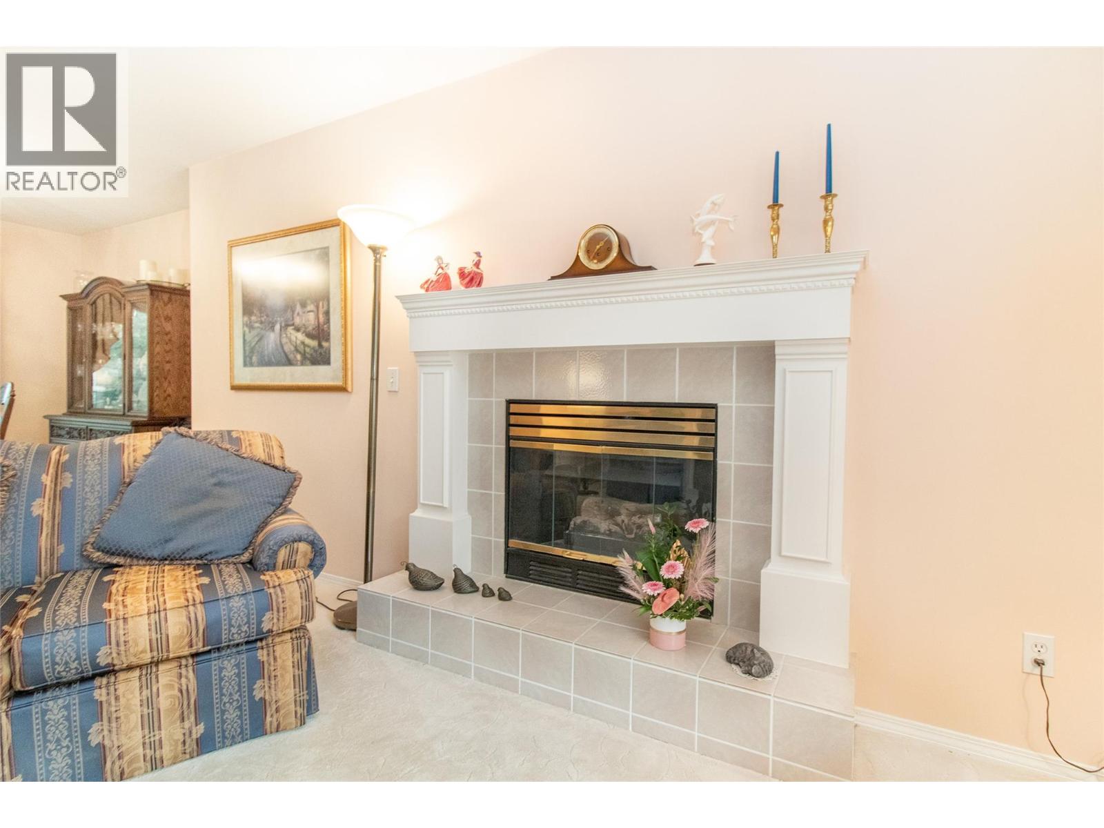 1152 Koby Court, Kelowna, British Columbia  V1Y 9J9 - Photo 4 - 10397436