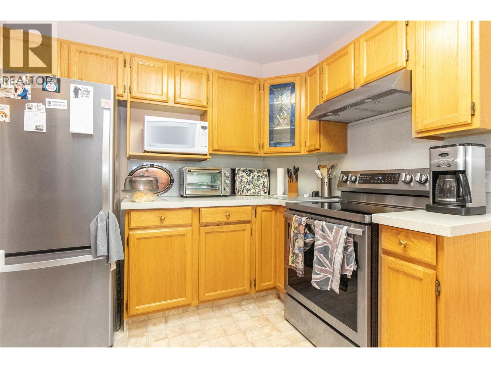 1152 Koby Court, Kelowna, British Columbia  V1Y 9J9 - Photo 6 - 10397436