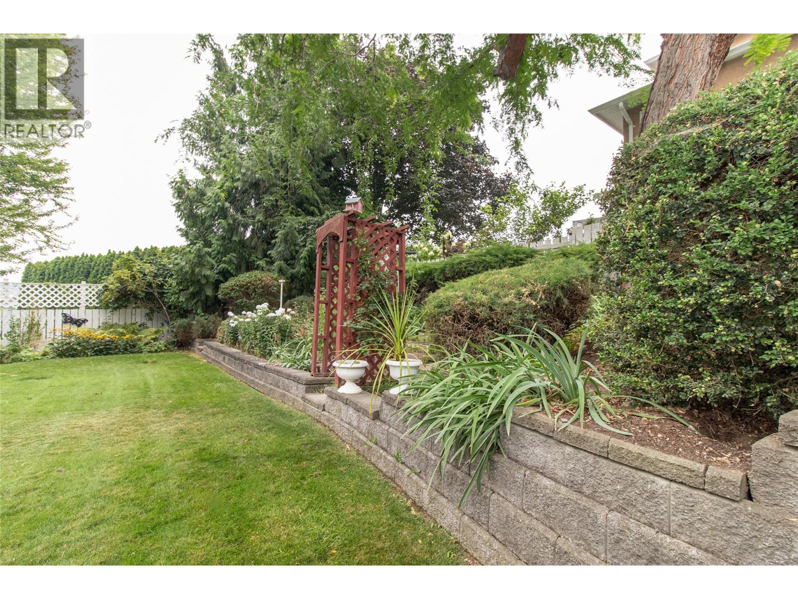 1152 Koby Court, Kelowna, British Columbia  V1Y 9J9 - Photo 33 - 10397436