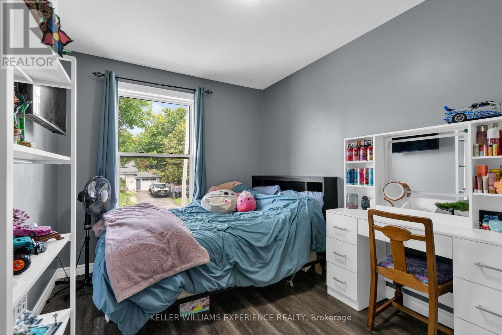 28 Park Street, Tay (Victoria Harbour), Ontario  L0K 2A0 - Photo 9 - S13662476