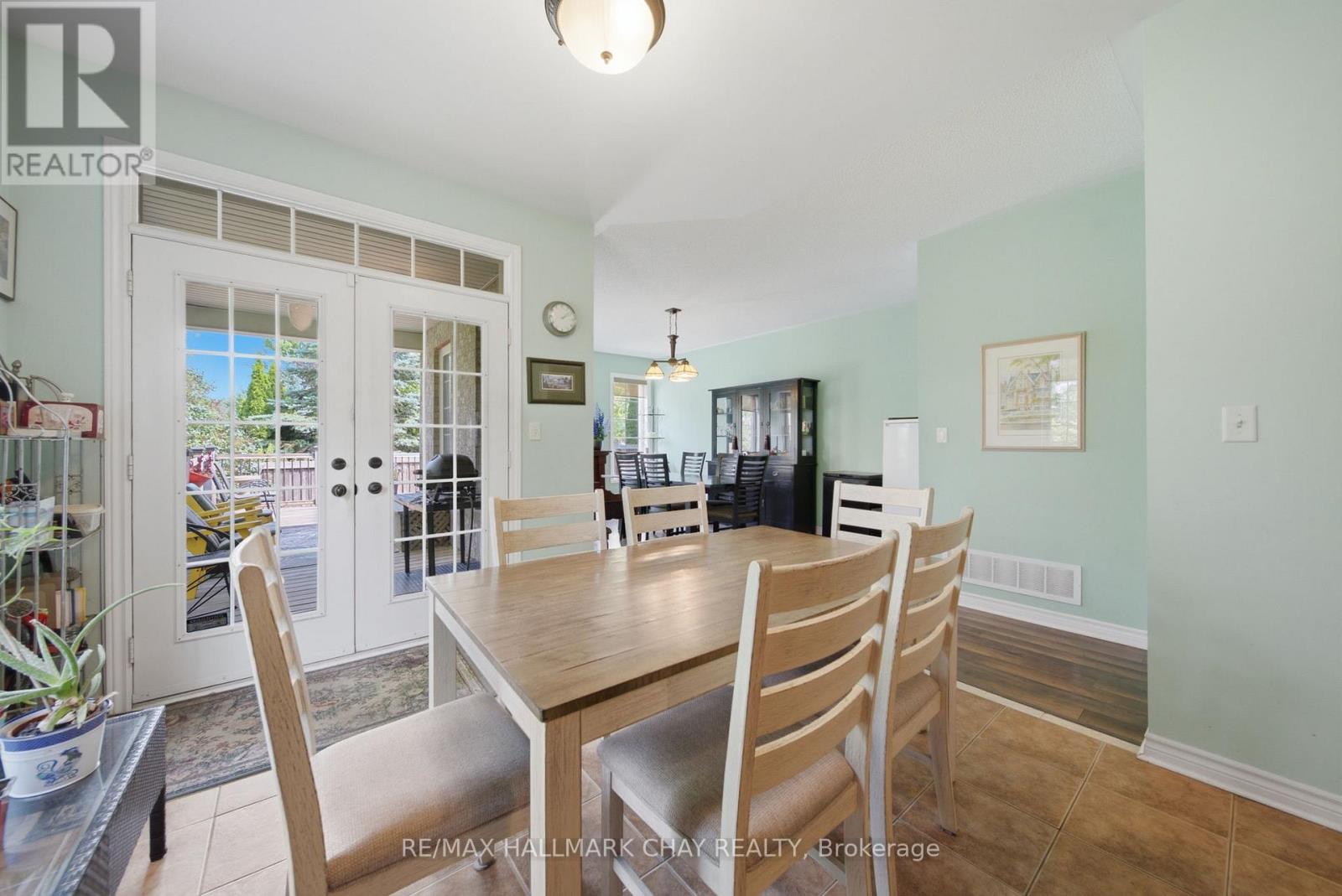 121 Prince William Way, Barrie (Innis-Shore), Ontario  L4M 7H6 - Photo 14 - S13662568