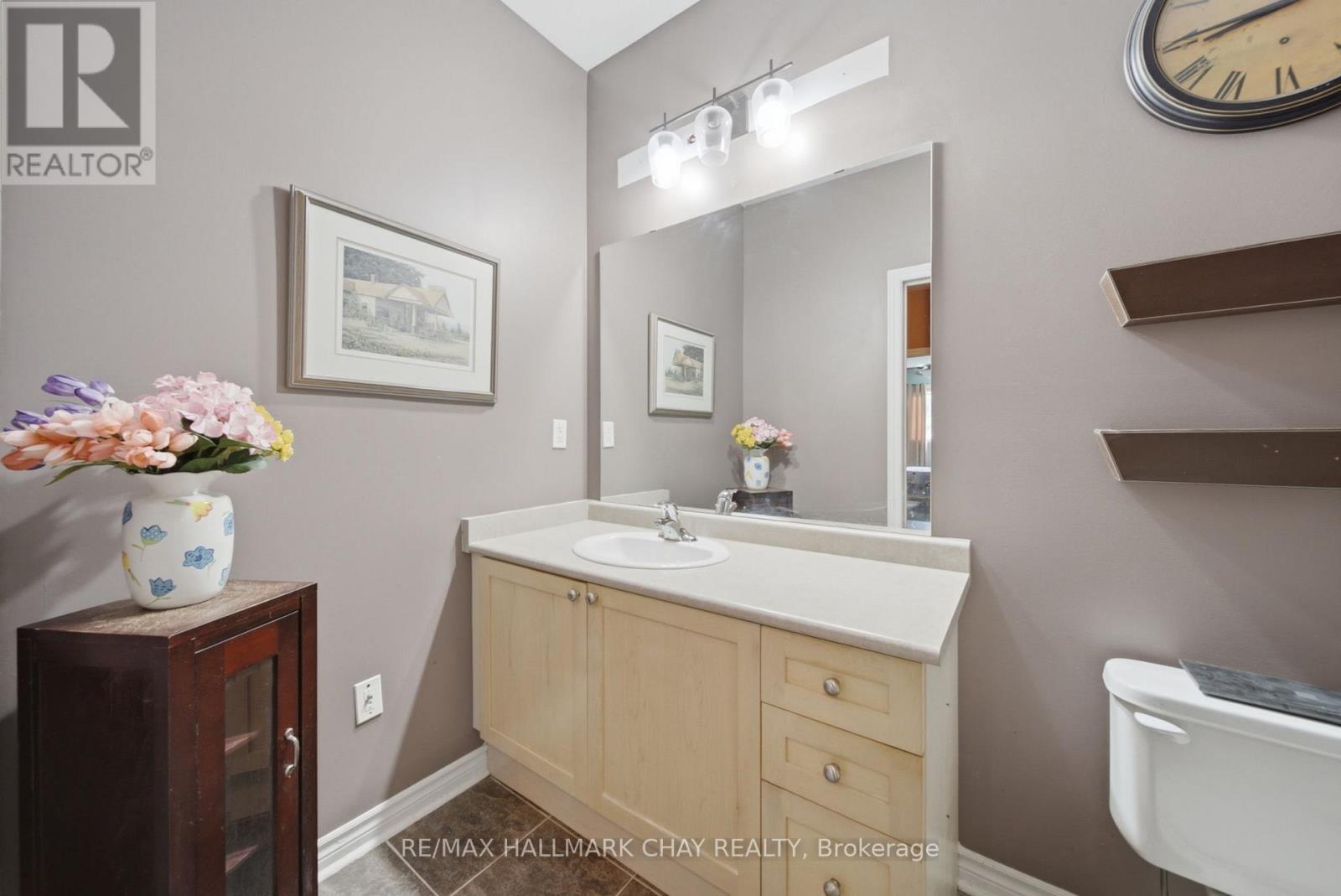 121 Prince William Way, Barrie (Innis-Shore), Ontario  L4M 7H6 - Photo 19 - S13662568