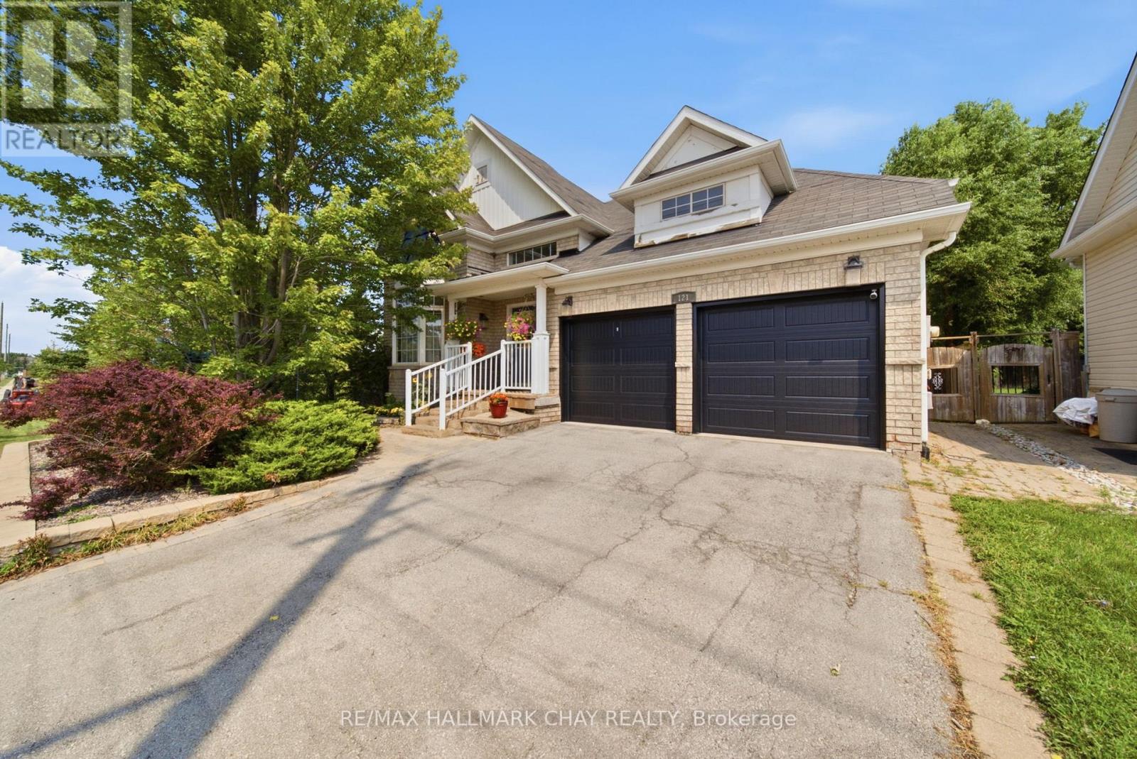 121 Prince William Way, Barrie (Innis-Shore), Ontario  L4M 7H6 - Photo 2 - S13662568