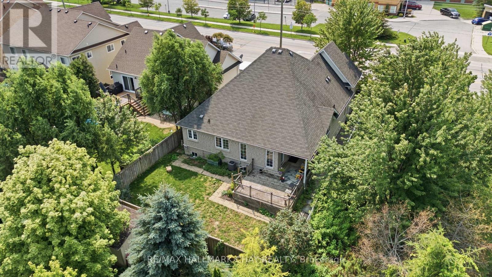 121 Prince William Way, Barrie (Innis-Shore), Ontario  L4M 7H6 - Photo 36 - S13662568