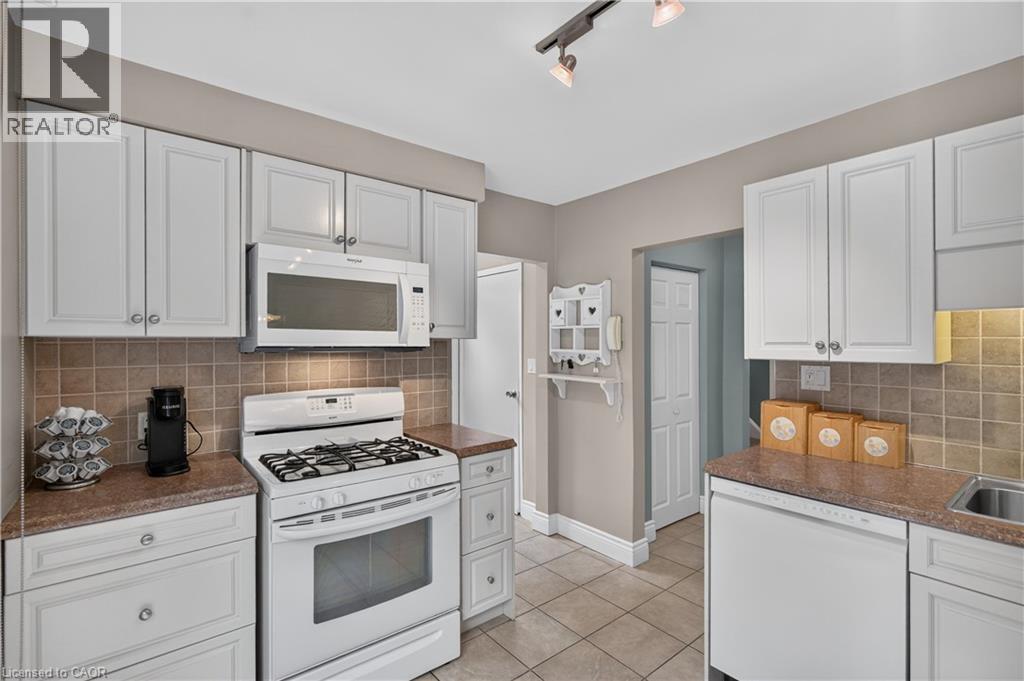 1229 Nottingham Avenue, Burlington, Ontario  L7P 2R5 - Photo 13 - 40851665