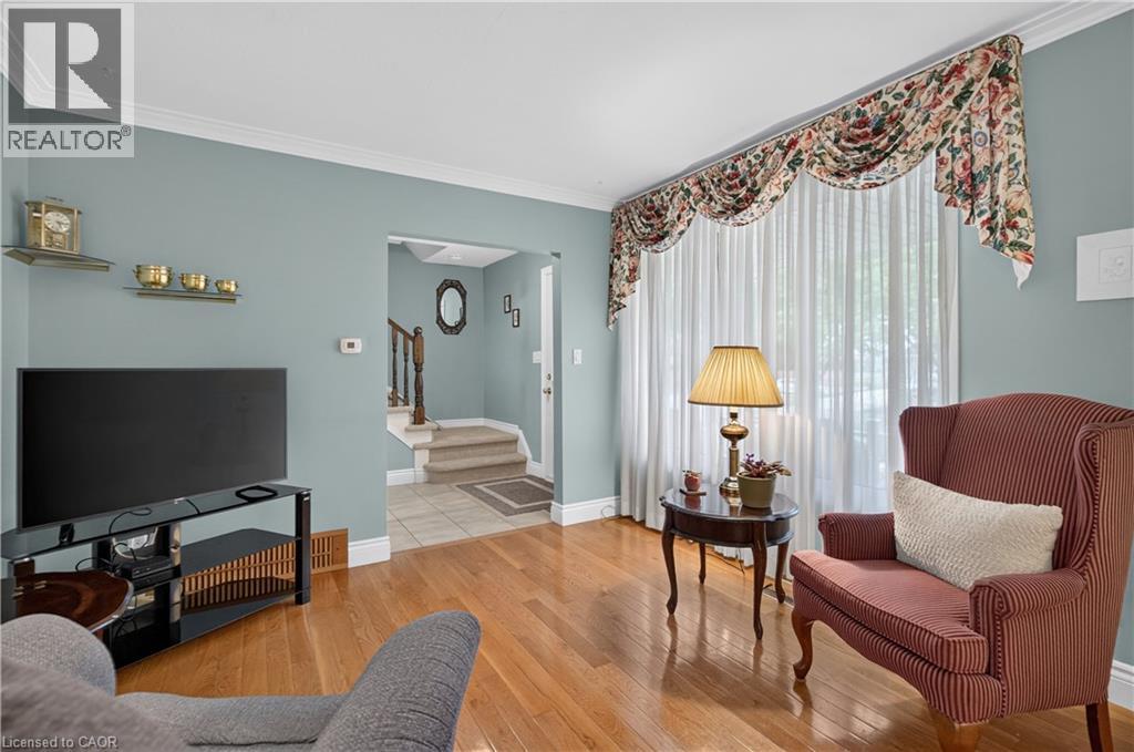 1229 Nottingham Avenue, Burlington, Ontario  L7P 2R5 - Photo 4 - 40851665
