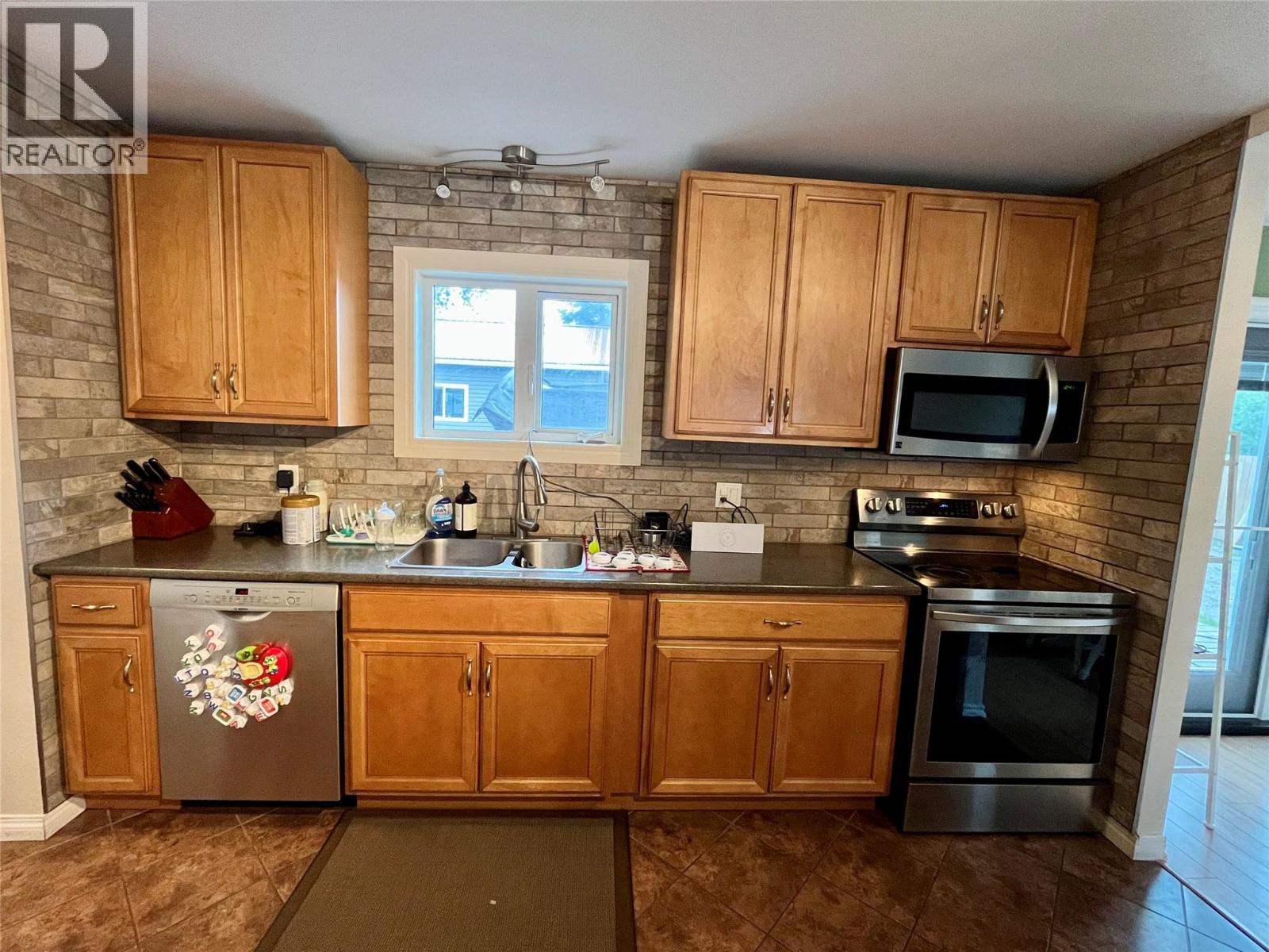 143 Bergeron Drive, Tumbler Ridge, British Columbia  V0C 2W0 - Photo 10 - 10397467