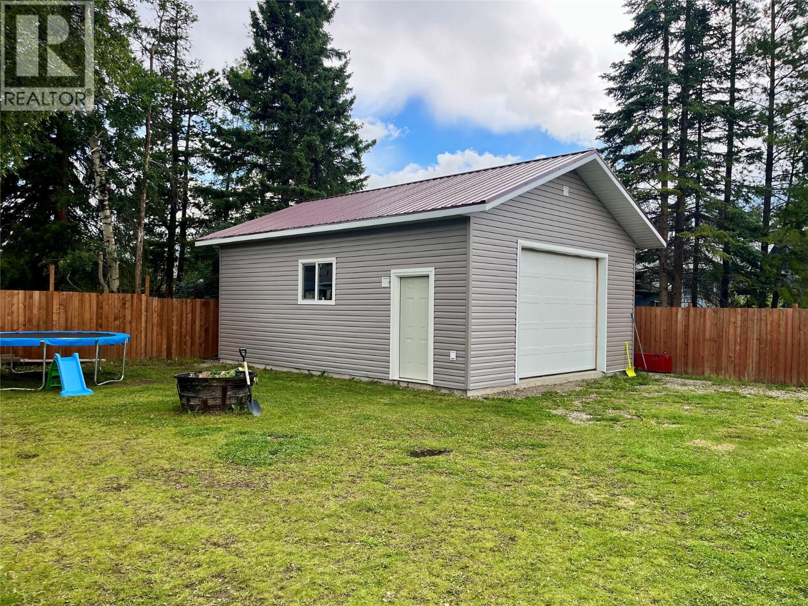 143 Bergeron Drive, Tumbler Ridge, British Columbia  V0C 2W0 - Photo 9 - 10397467