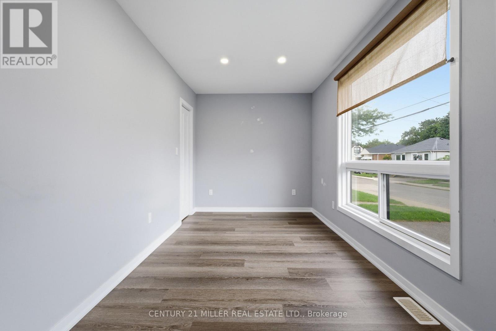Main Floor - 67 East 13th Street, Hamilton, Ontario  L9A 3Z4 - Photo 12 - X13505742