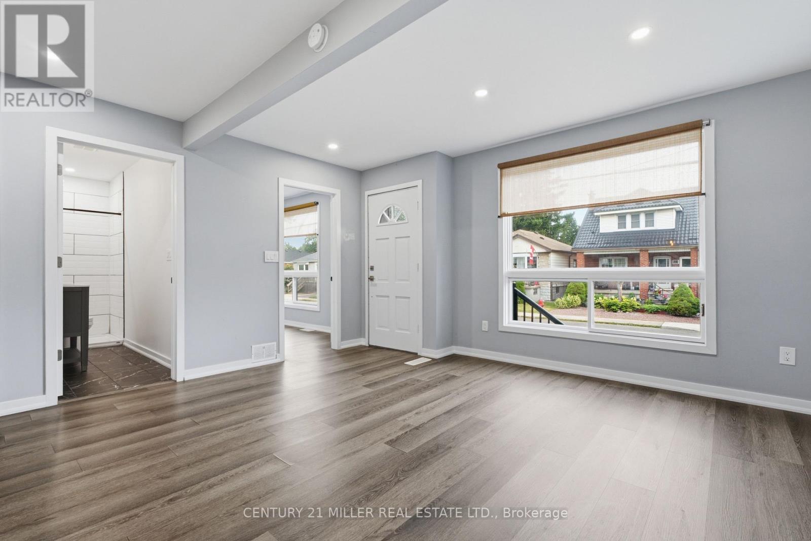 Main Floor - 67 East 13th Street, Hamilton, Ontario  L9A 3Z4 - Photo 2 - X13505742