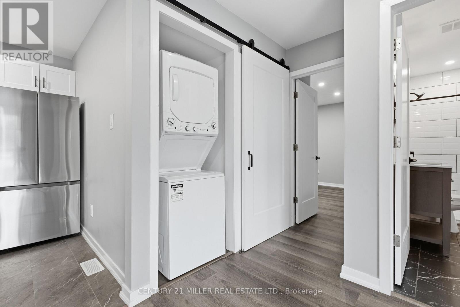 Main Floor - 67 East 13th Street, Hamilton, Ontario  L9A 3Z4 - Photo 8 - X13505742