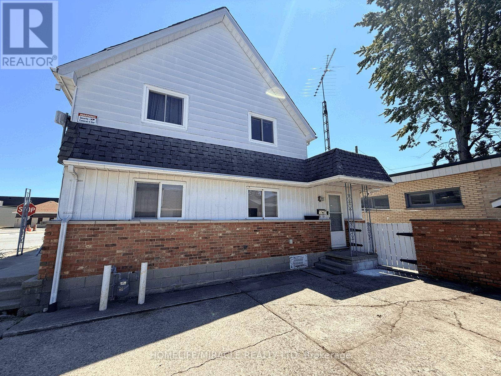 217 Creek Street, Chatham-Kent, Ontario N8A 4C1 - Photo 6 - X13638462