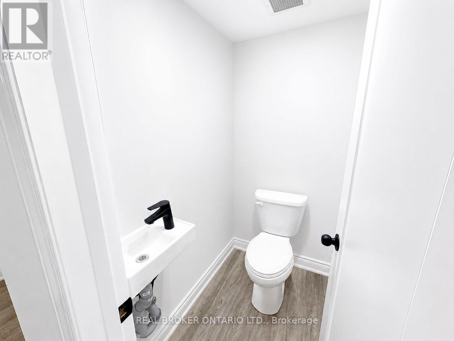 1127 Main Street E, Hamilton, Ontario L8M 1P2 - Photo 14 - X13662532