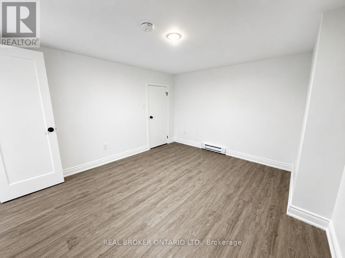 1127 Main Street E, Hamilton, Ontario L8M 1P2 - Photo 20 - X13662532