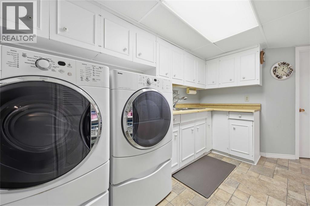 1931 Clarence Street, Sarnia, Ontario  N7X 1E3 - Photo 32 - 26019506