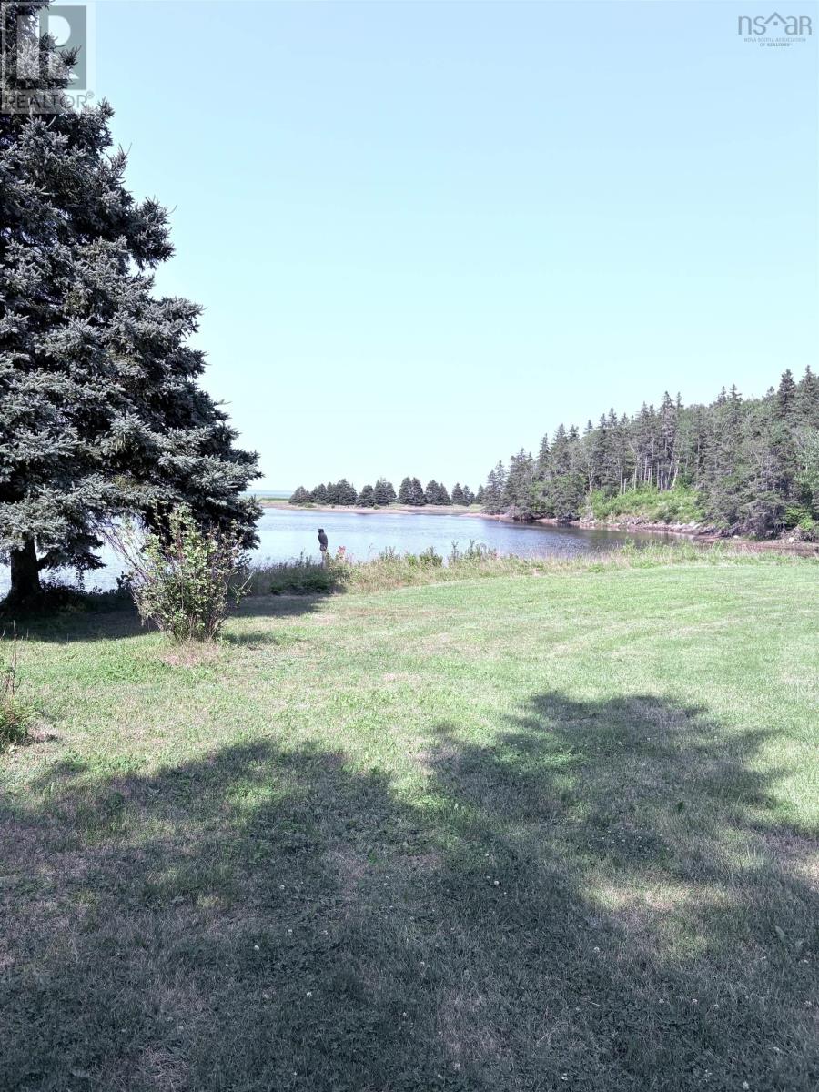 7256 Highway #16 Highway, Halfway Cove, Nova Scotia  B0H 1N0 - Photo 6 - 202619861