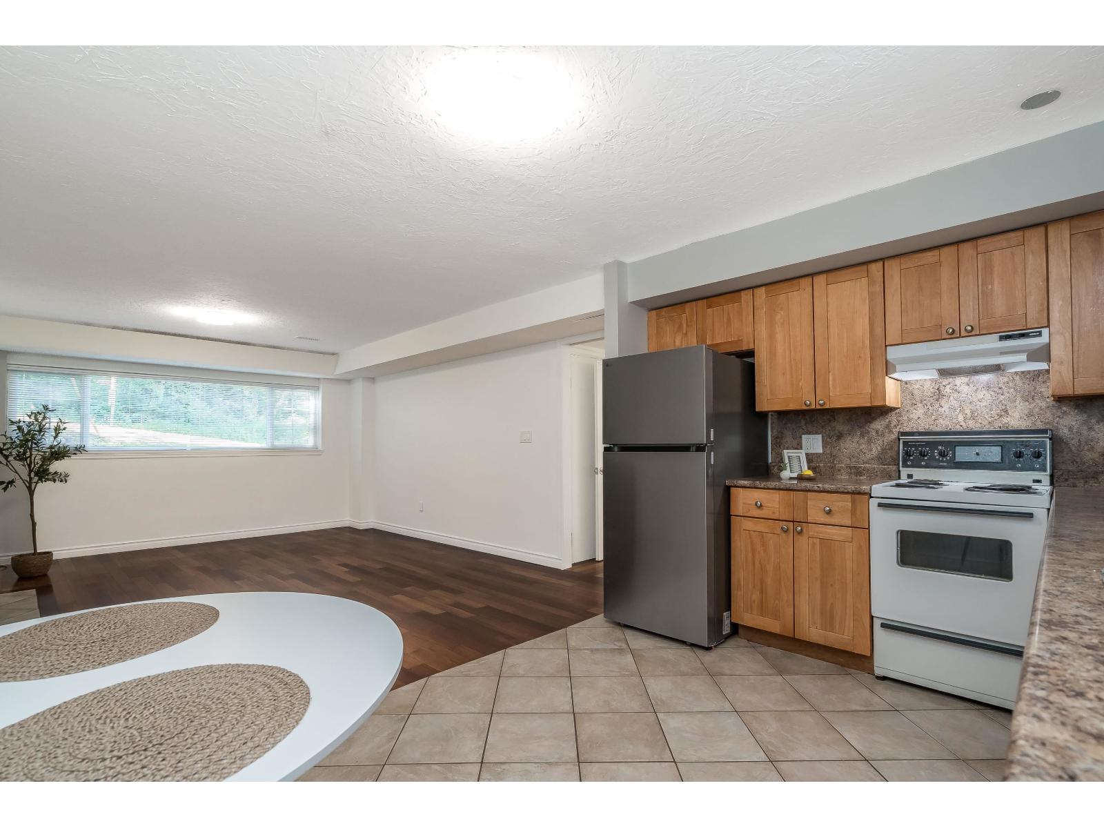 11291 Regal Drive, Surrey, British Columbia  V3V 2S5 - Photo 10 - R3154221