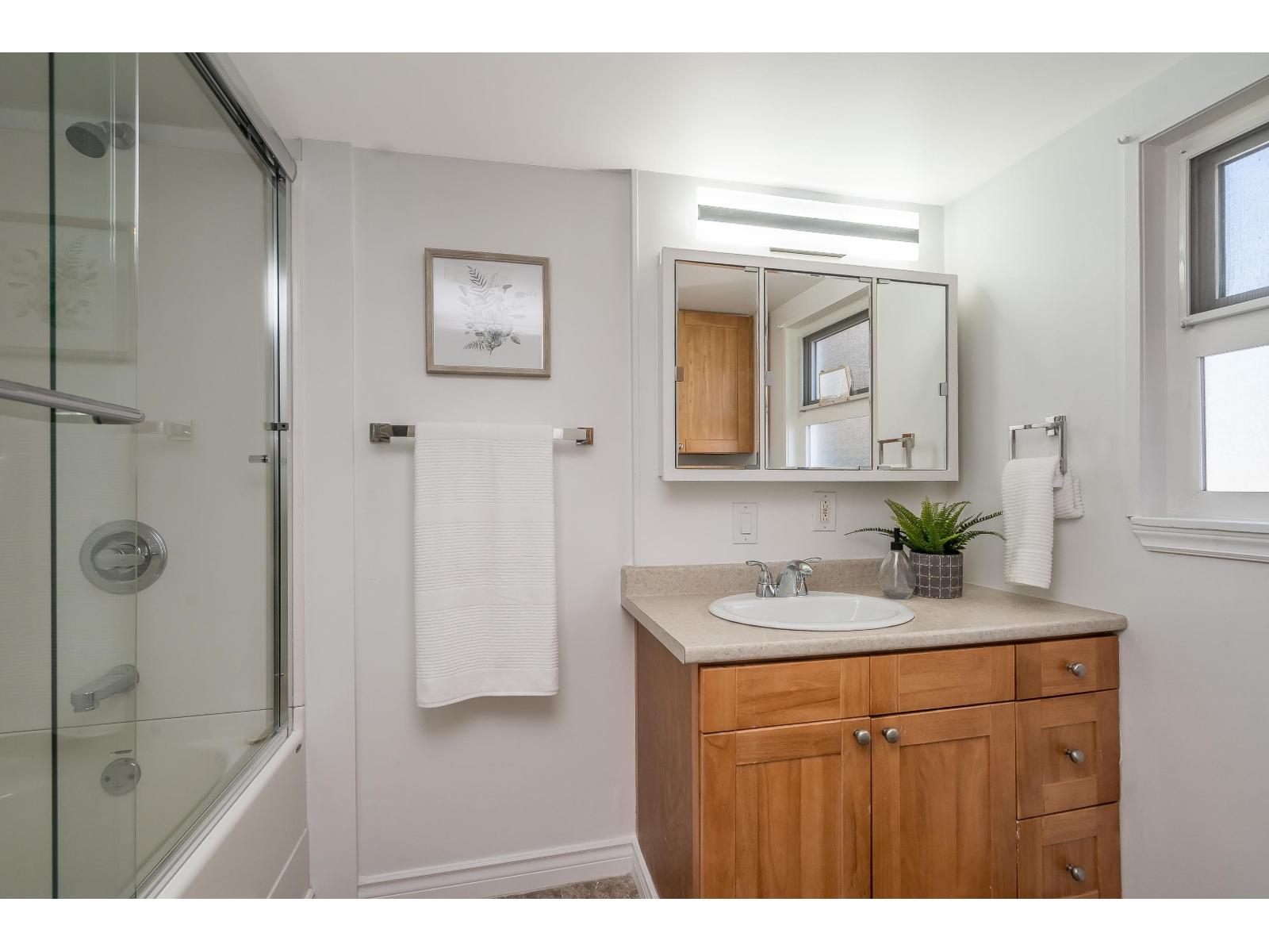 11291 Regal Drive, Surrey, British Columbia  V3V 2S5 - Photo 12 - R3154221