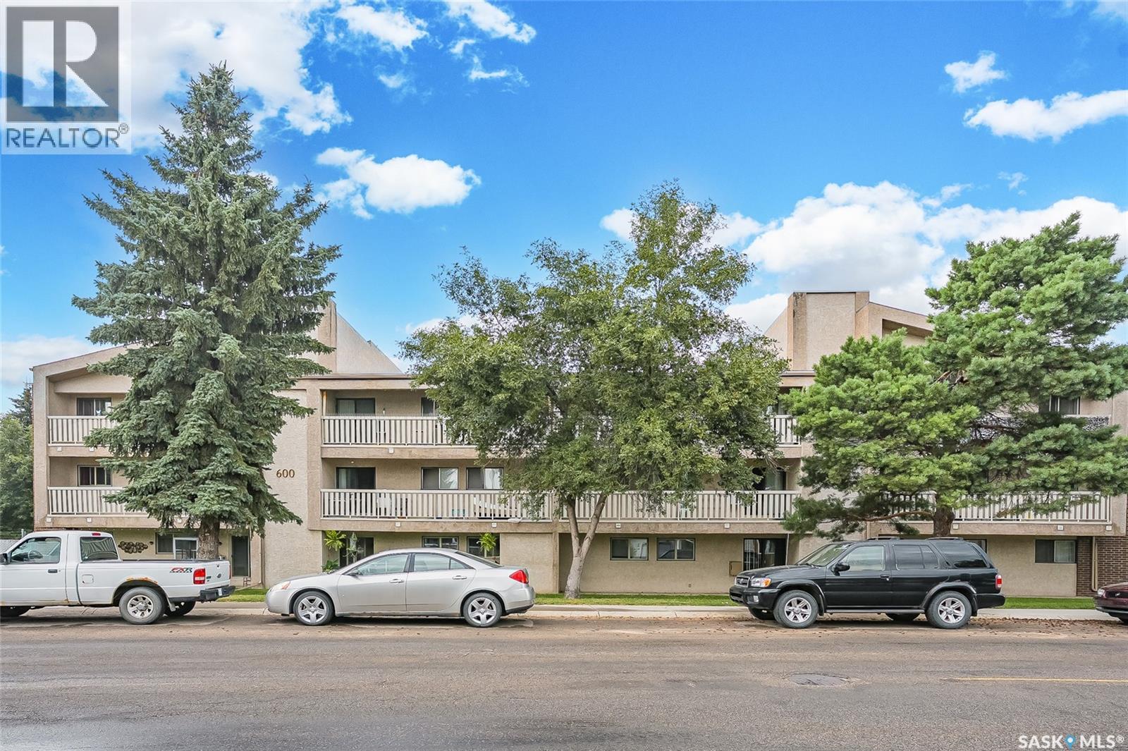 614 310 Stillwater Drive, Saskatoon, Saskatchewan  S7J 4H7 - Photo 1 - SK045202