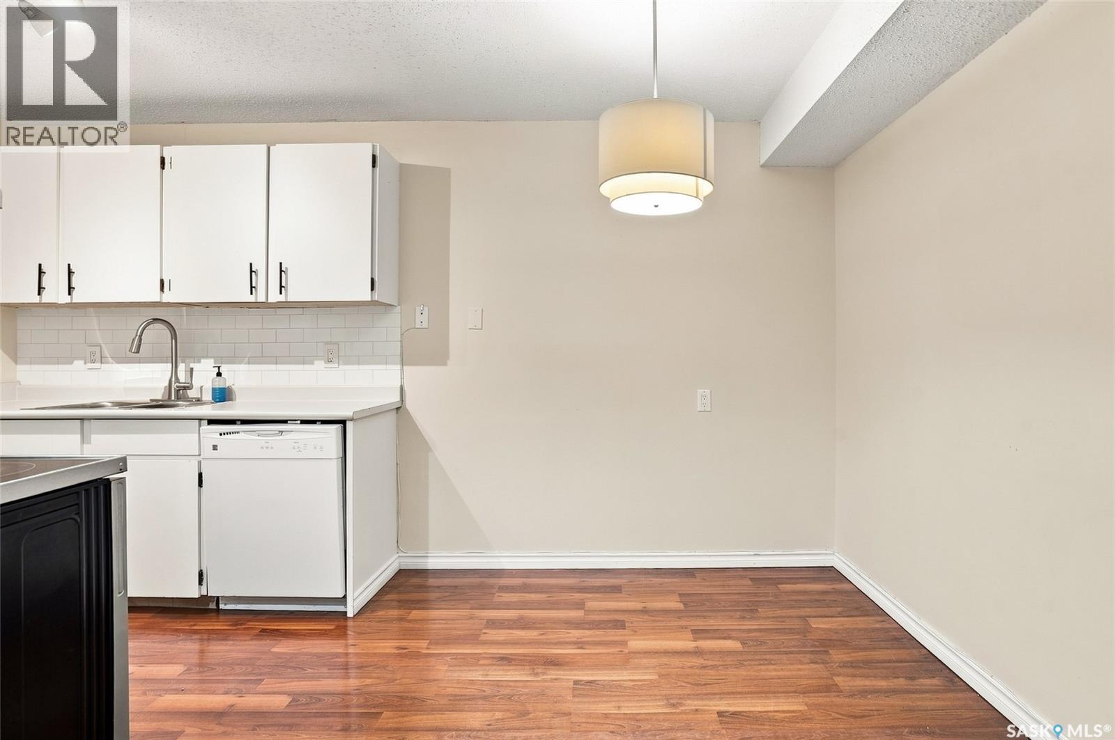 614 310 Stillwater Drive, Saskatoon, Saskatchewan  S7J 4H7 - Photo 7 - SK045202