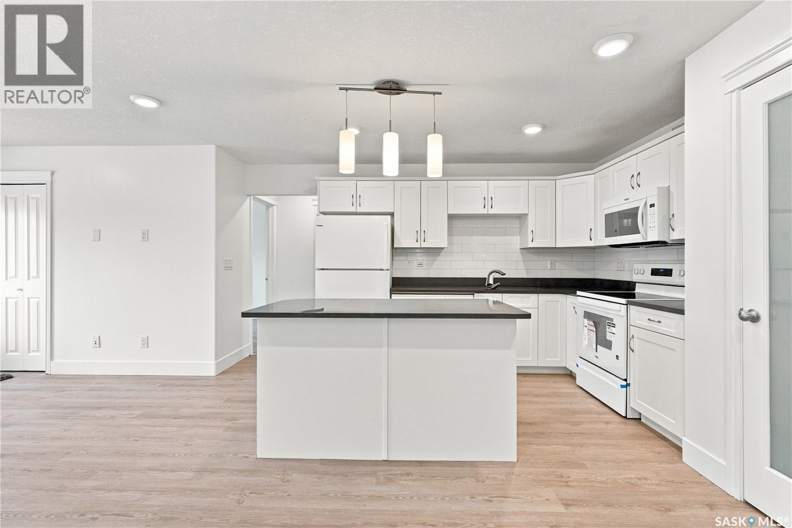 501 110 Akhtar Bend, Saskatoon, Saskatchewan  S7W 0Y9 - Photo 8 - SK044784