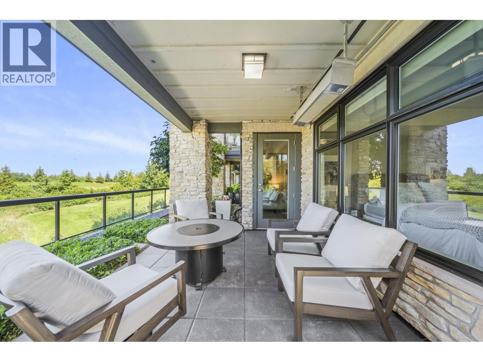105 4977 SPRINGS BOULEVARD, Tsawwassen, British Columbia