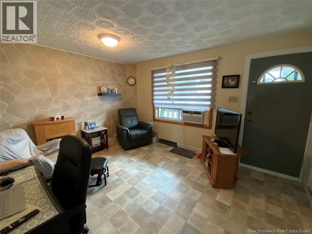 92 Du Pouvoir Road, Edmundston, New Brunswick  E3V 2X9 - Photo 4 - NB145798