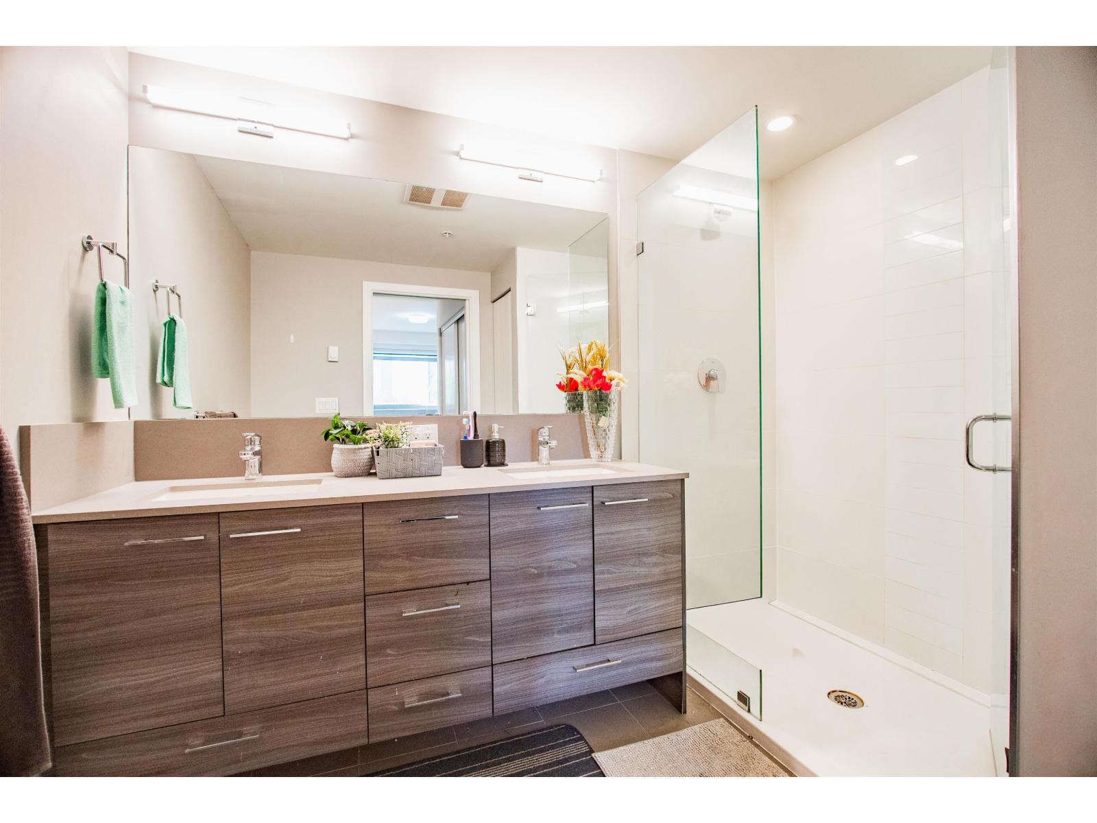218 13963 105 Boulevard, Surrey, British Columbia  V3T 0M9 - Photo 15 - R3154580