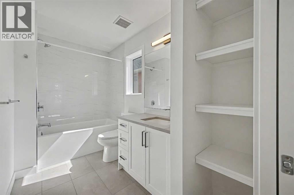 753 Centre Avenue NE, Calgary, Alberta  T2E 4B6 - Photo 25 - A2325265