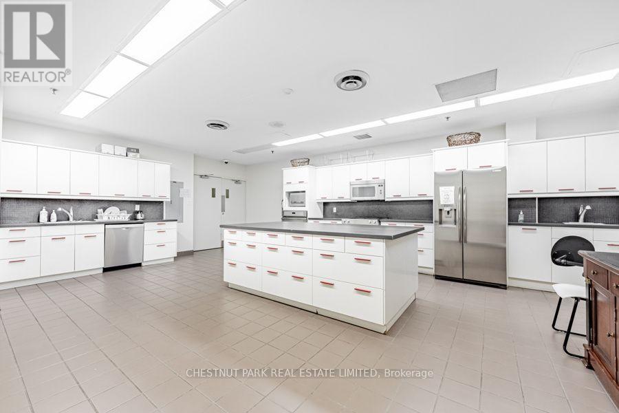1408 - 1001 Bay Street, Toronto, Ontario  M5S 3A6 - Photo 26 - C13656656