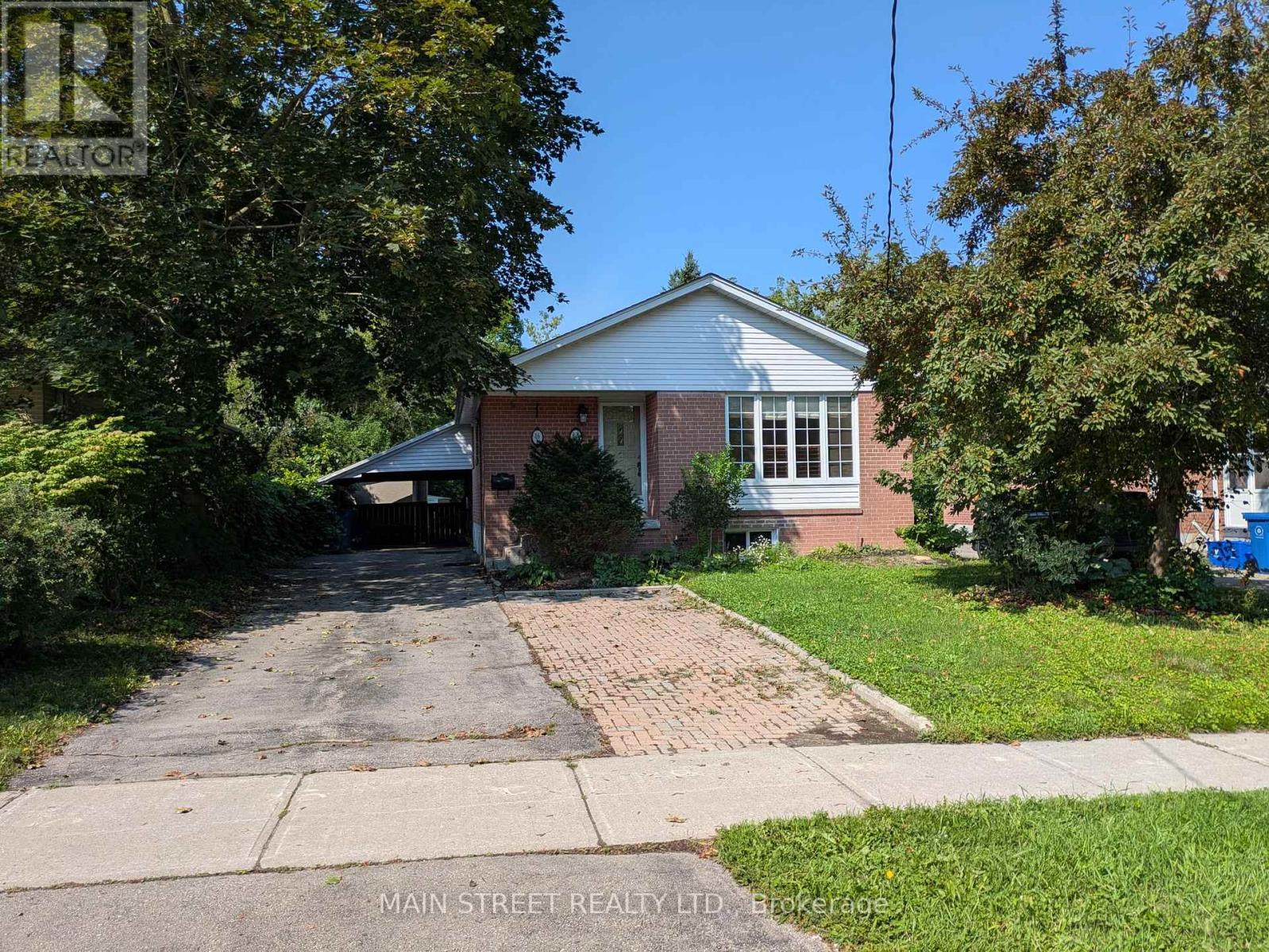 A - 16 CHILD DRIVE, Aurora, Ontario
