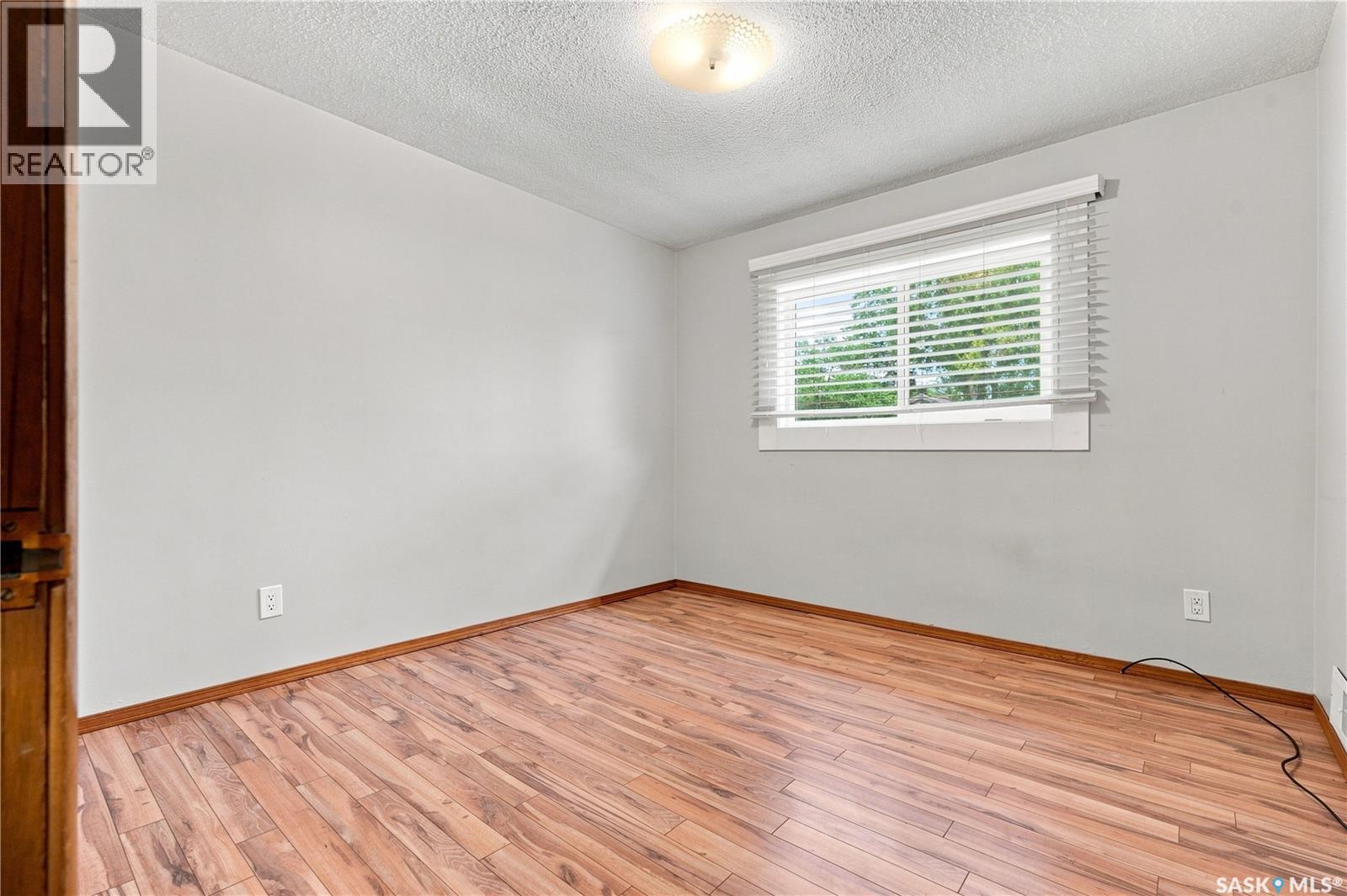 1915 Dufferin Avenue, Saskatoon, Saskatchewan  S7J 1B6 - Photo 21 - SK044930
