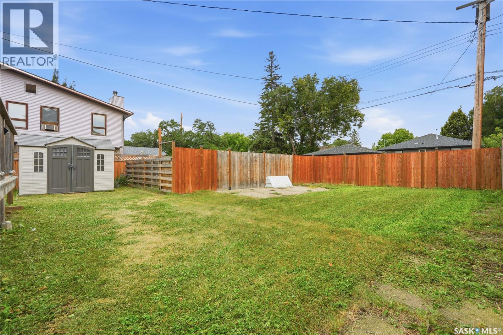 1915 Dufferin Avenue, Saskatoon, Saskatchewan  S7J 1B6 - Photo 43 - SK044930