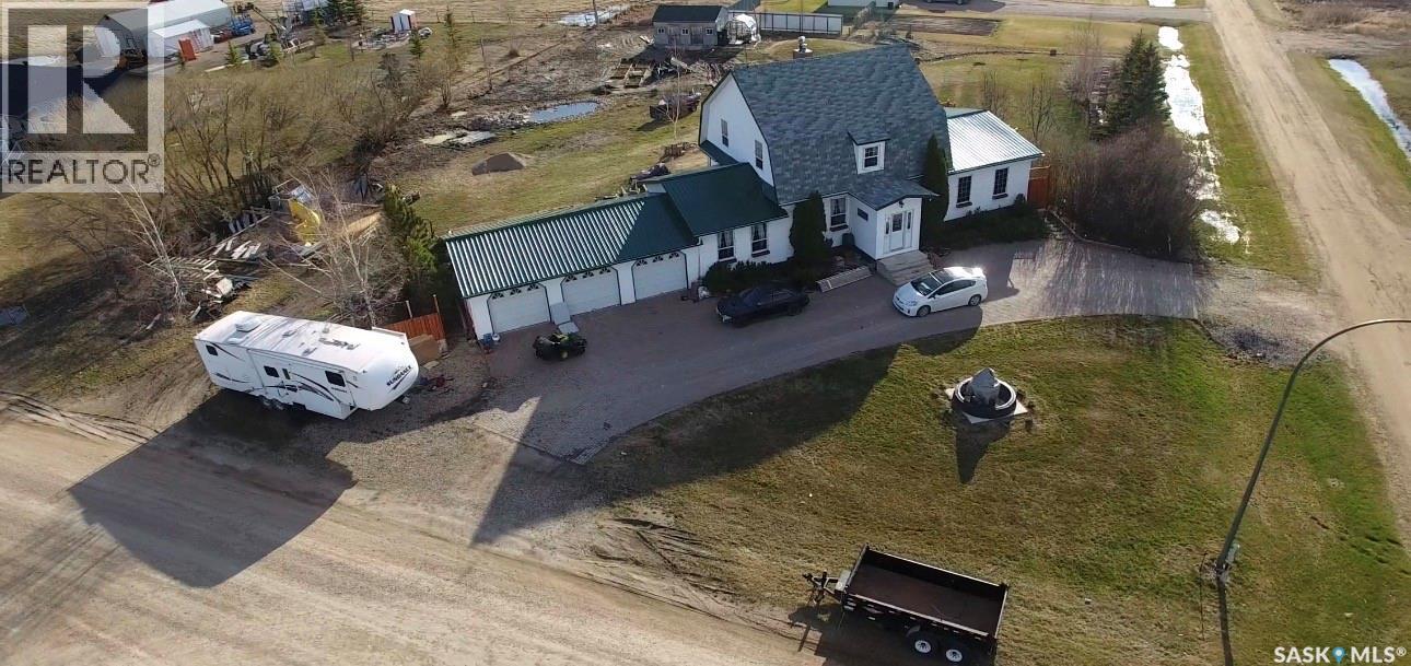 10460 6th Avenue, Humboldt, Saskatchewan  S7K 5L3 - Photo 1 - SK045098