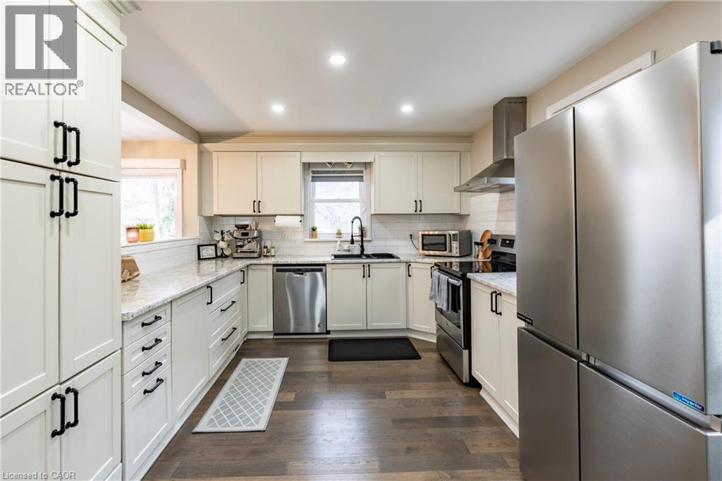 266 Melrose Avenue, Kitchener, Ontario  N2H 2C1 - Photo 6 - 40832434