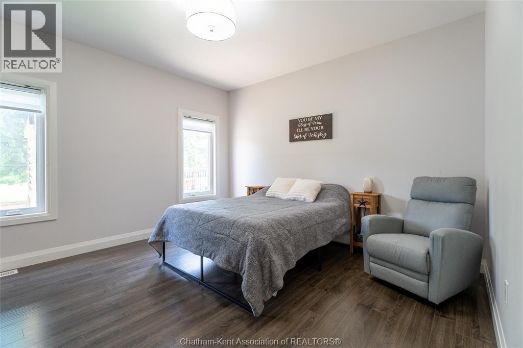 339 Oak Street West, Bothwell, Ontario  N0P 1C0 - Photo 19 - 26019440